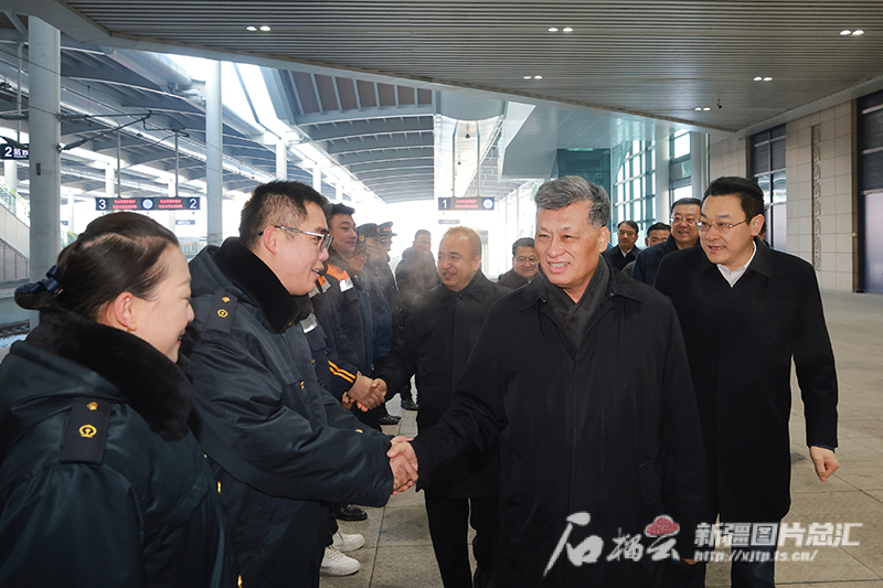 馬興瑞艾爾肯·吐尼亞孜調(diào)研慰問(wèn)，給全疆各族人民拜年